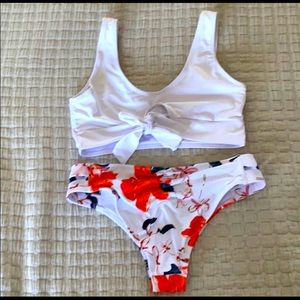 CUPSHE BATHING SUIT. NEVER BEEN WORN. SIZE MEDIUM.